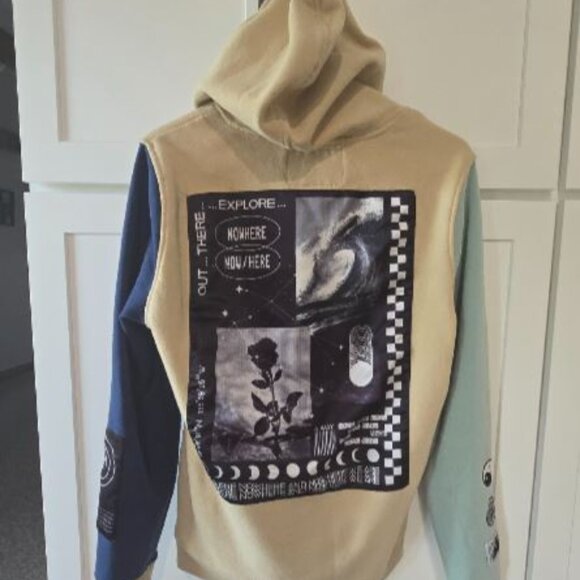 BKC Graphic Hoodie Size Small S Colorblock Explorer Coordinate Streetwear Unisex - Picture 3 of 7